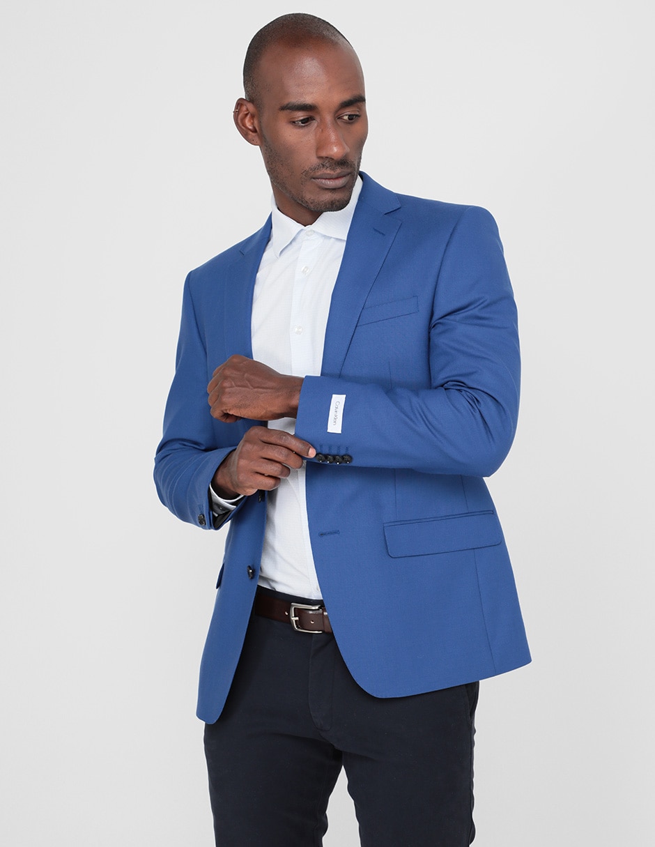 Saco Azul Cielo Camisa Azul Marino Pantalon Negro Azul Rey