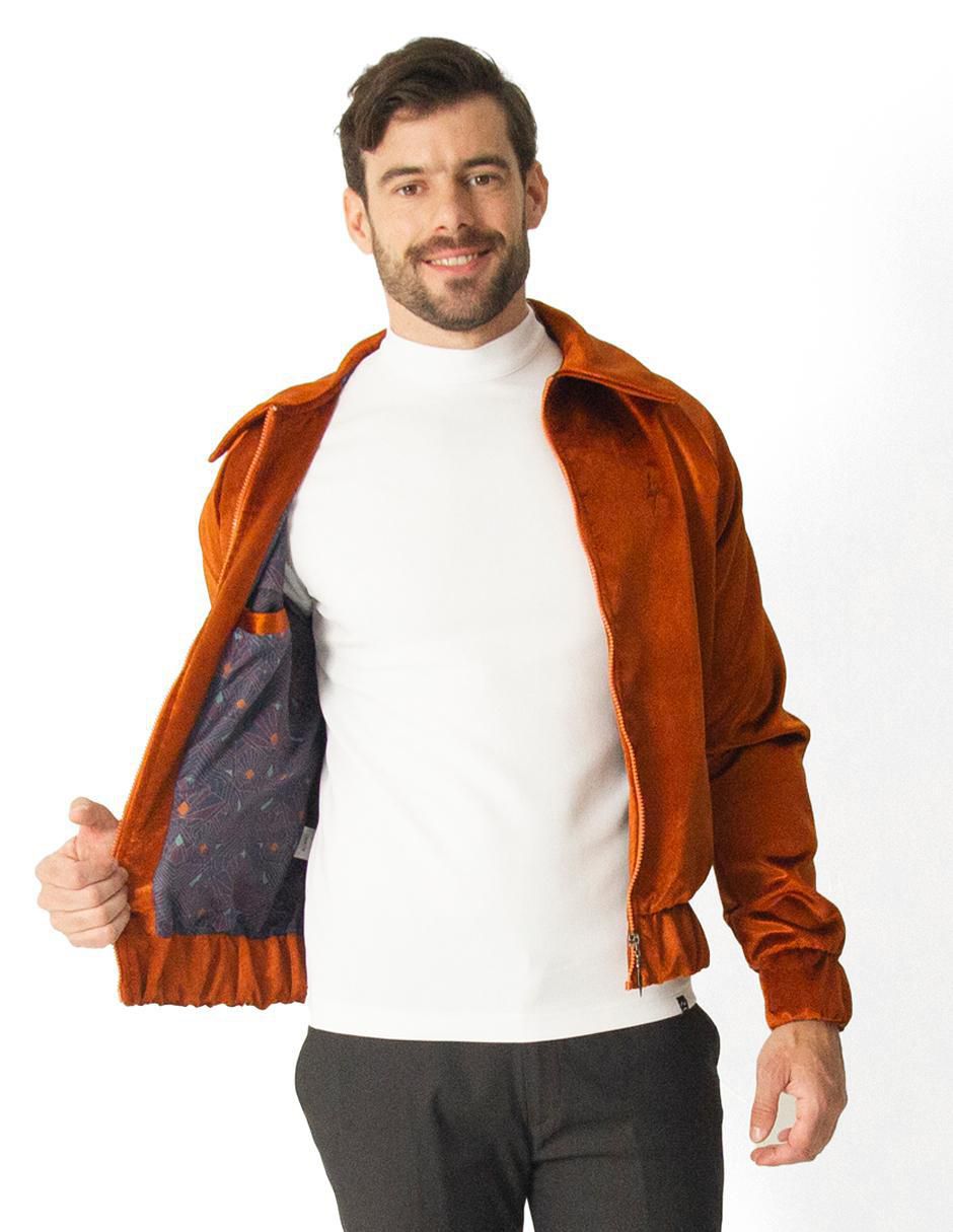 Chamarra con bolsillos para hombre 5